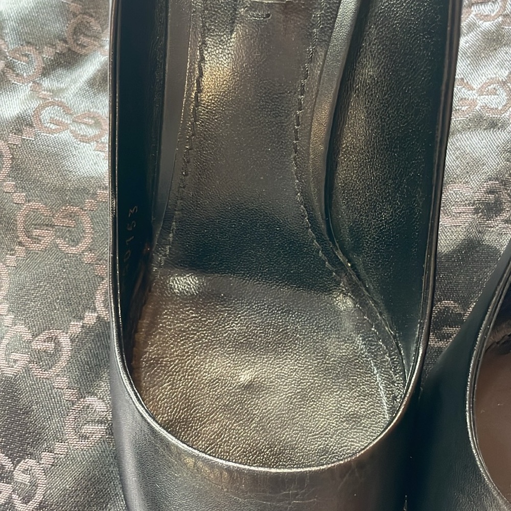 Authentic Louis Vuitton Black Heels EU 38 - Picture 6 of 12